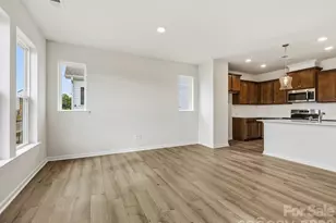 6605 Fire Lily Ln, Charlotte, NC 28216 - Photo 17