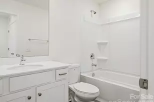 6613 Fire Lily Ln, Charlotte, NC 28216 - Photo 27