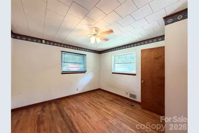 2985 Collettsville Road, Lenoir, NC 28645 - Photo 15