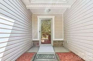 7628 Jenny Ann Drive, Charlotte, NC 28216 - Photo 3