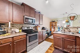 7012 Palatine Ln, Charlotte, NC 28214 - Photo 5