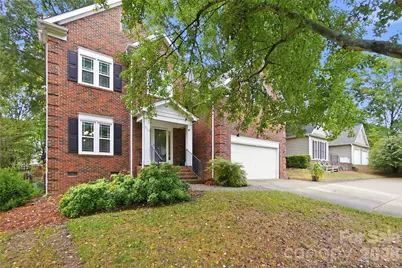 9114 Cameron Wood Drive, Charlotte, NC 28210 - Photo 5