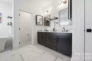 5225 Glenwalk Dr, Charlotte, NC 28269 - Photo 17