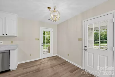 140 Weeping Willow Way, Gastonia, NC 28052 - Photo 5