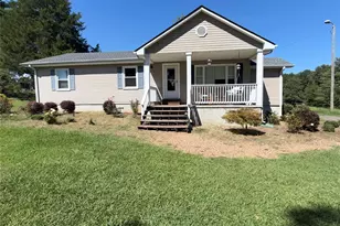 923 Green Creek Dr, Columbus, NC 28722 - Photo 1