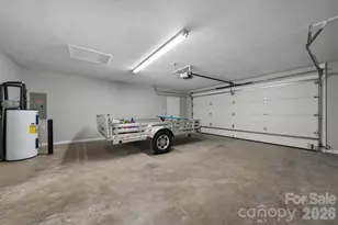 1420 Farmington Hills Dr, Conover, NC 28613 - Photo 21