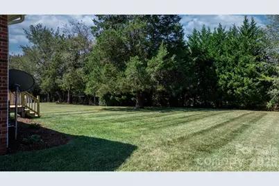 1420 Farmington Hills Drive, Conover, NC 28613 - Photo 23