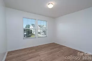 105 Abel Peterson Dr, Mount Holly, NC 28120 - Photo 1