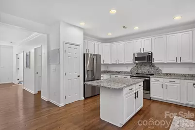 10304 Berkeley Pond Drive, Charlotte, NC 28277 - Photo 9