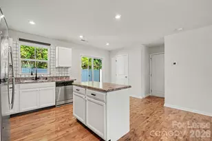 1602 Joseph Hewes Ct, Charlotte, NC 28212 - Photo 5
