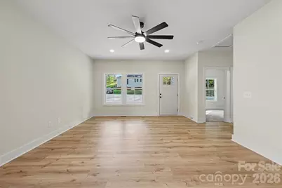 910 W 8th Street, Kannapolis, NC 28081 - Photo 3