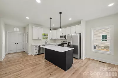 910 W 8th Street, Kannapolis, NC 28081 - Photo 9