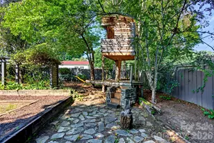 109 1st St, Black Mountain, NC 28711 - Photo 37