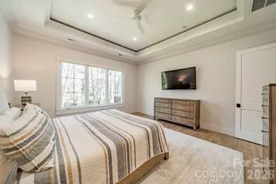 3319 Gresham Place, Charlotte, NC 28211 - Photo 13