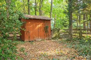 2612 Heathershire Ln, Matthews, NC 28105 - Photo 11
