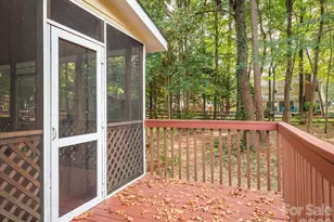 2612 Heathershire Ln, Matthews, NC 28105 - Photo 5