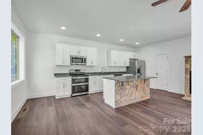 136 Pierpoint Drive, Lake Lure, NC 28746 - Photo 17