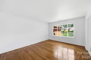 4700 Woodway Pl, Charlotte, NC 28208 - Photo 13