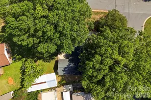 4700 Woodway Pl, Charlotte, NC 28208 - Photo 37