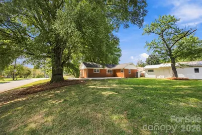 4700 Woodway Place, Charlotte, NC 28208 - Photo 27