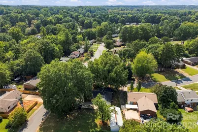 4700 Woodway Place, Charlotte, NC 28208 - Photo 35