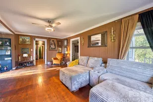 159 Ballew St, Canton, NC 28716 - Photo 9