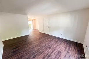 2020 Stoney Point Ln, Charlotte, NC 28210 - Photo 3