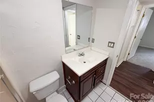 2020 Stoney Point Ln, Charlotte, NC 28210 - Photo 17