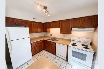 2020 Stoney Point Lane #59, Charlotte, NC 28210 - Photo 5