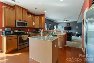 2067 Hamil Ridge Dr, Waxhaw, NC 28173 - Photo 13
