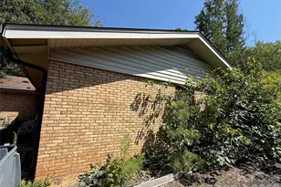6737 Cardigan Ave, Charlotte, NC 28215 - Photo 3