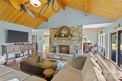 257 Dalhousie Court, Flat Rock, NC 28731 - Photo 9