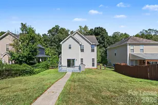 8011 Rolling Meadows Ln, Huntersville, NC 28078 - Photo 17