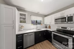 3284 Heathstead Place, Charlotte, NC 28210 - Photo 1