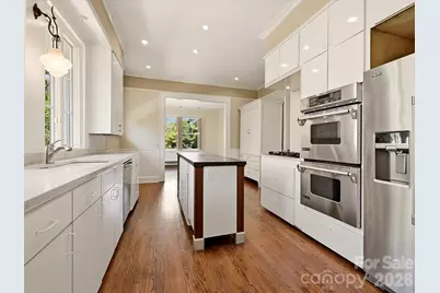 501 Hermitage Court, Charlotte, NC 28207 - Photo 13