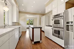 501 Hermitage Ct, Charlotte, NC 28207 - Photo 13