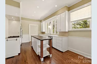 501 Hermitage Court, Charlotte, NC 28207 - Photo 11