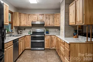 101 Guffey Mountain Rd, Fairview, NC 28730 - Photo 13
