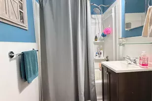 321 21st St SW, Hickory, NC 28602 - Photo 7