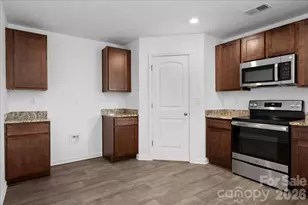 536 Grassy Pond Rd, Gaffney, SC 29341 - Photo 9