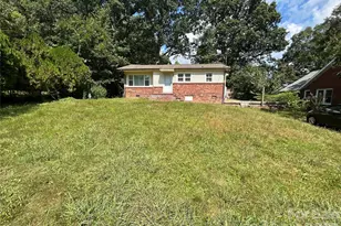 110 9th St, Black Mountain, NC 28711 - Photo 1