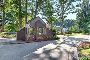 906 Cherokee Rd, Charlotte, NC 28207 - Photo 33