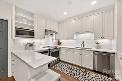 906 Cherokee Road, Charlotte, NC 28207 - Photo 11