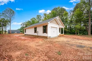 104 Roseman Ln, Statesville, NC 28625 - Photo 9