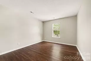 7117 Daerwood Pl, Charlotte, NC 28215 - Photo 13