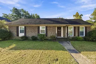 9100 Sandburg Ave, Charlotte, NC 28213 - Photo 1