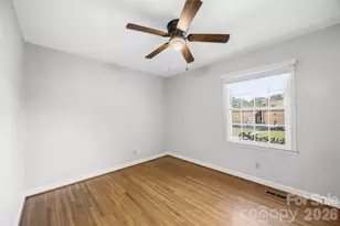 9100 Sandburg Ave, Charlotte, NC 28213 - Photo 15