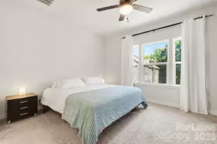 300 Twinflower Ln, Charlotte, NC 28205 - Photo 17