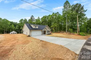 200 Knollwood Cir, Albemarle, NC 28001 - Photo 5