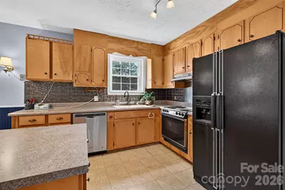 201 Cedarcrest Drive, Mooresville, NC 28115 - Photo 7